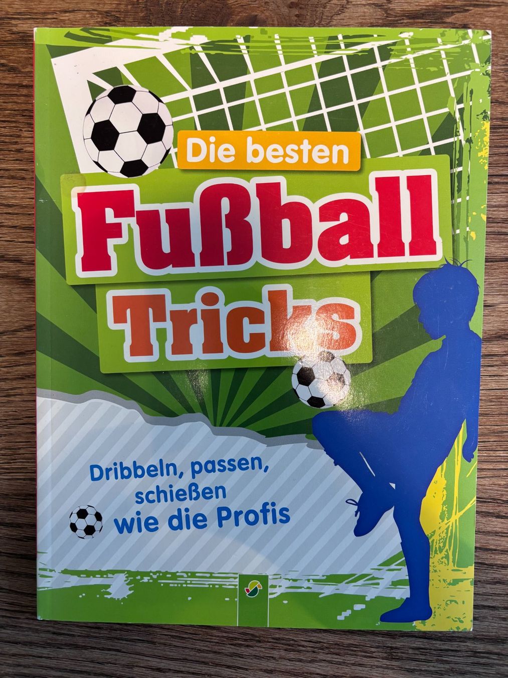 Libri: Fussball Tricks – Nuovo (secondo la descrizione) da Dällikon venduto da Mixmaster0