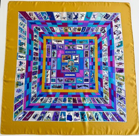 Superbe foulard HERMES-Paris "Correspondance" 1990 + box