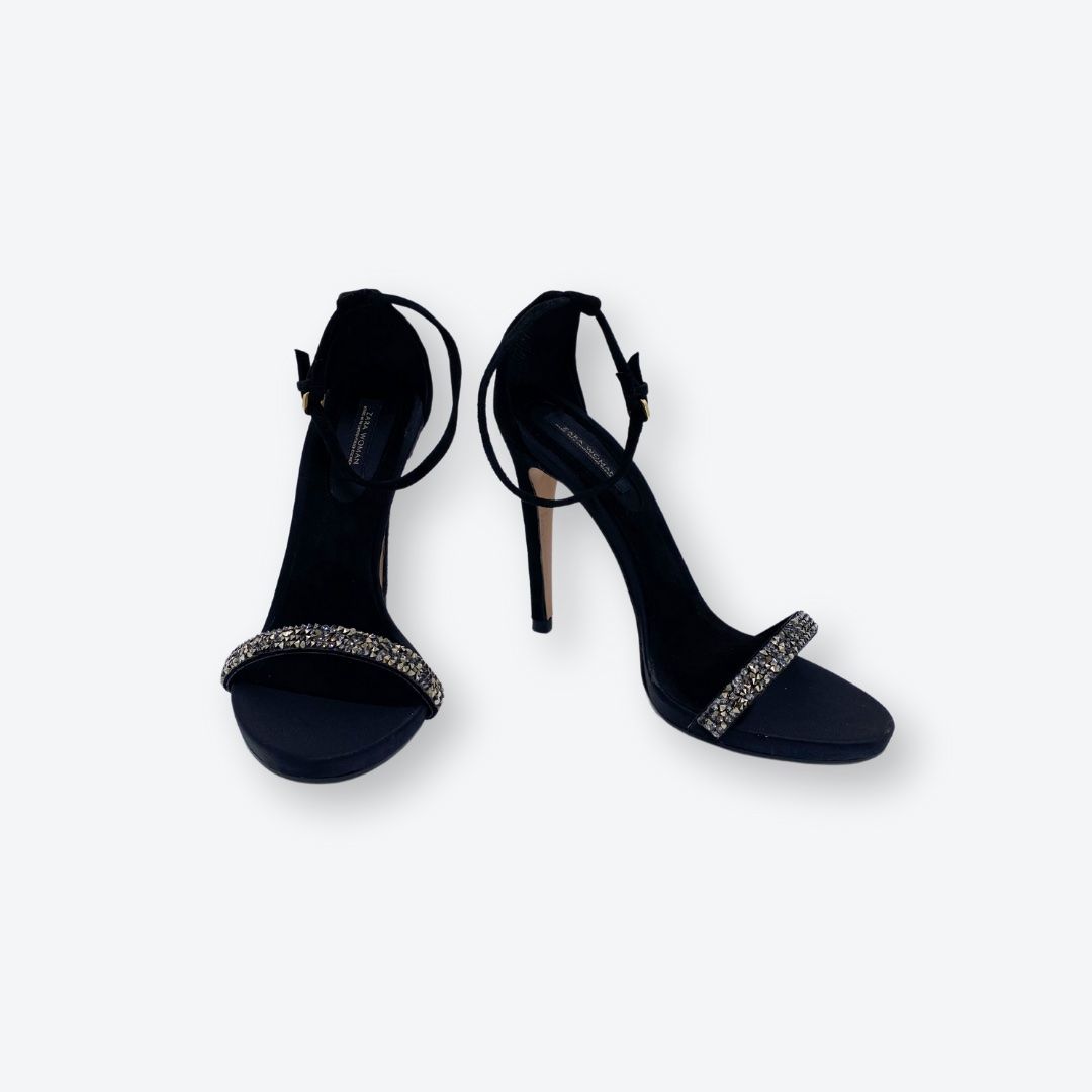 Zara Scarpe da donna: Sandalen mit Strasssteinen in Gr. 36 – Usato da Oberkirch LU venduto da petitefashion