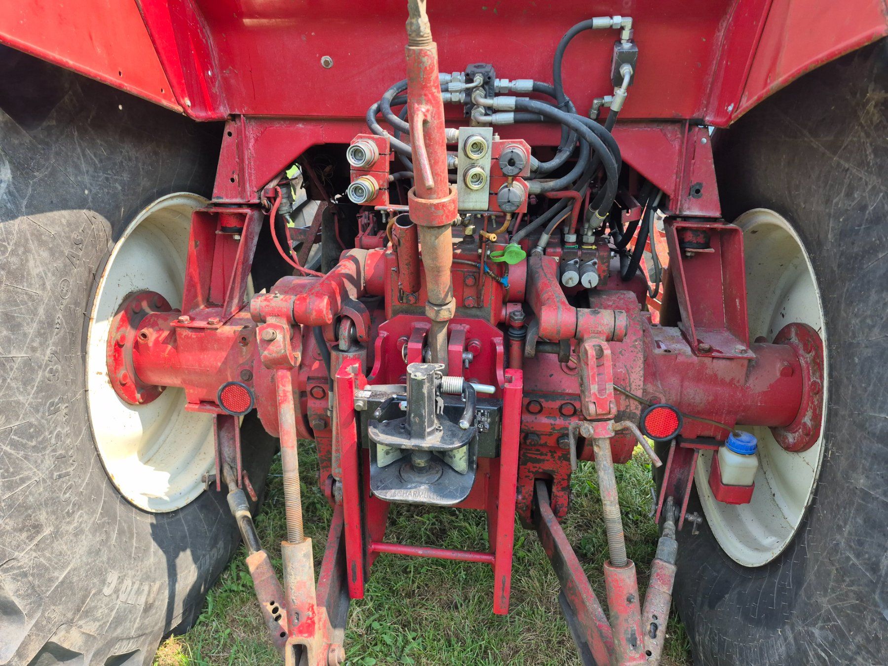 Trattori: International 1255 XL Traktor,  ab MFK – Usato da Langenbruck venduto da Baumae 5