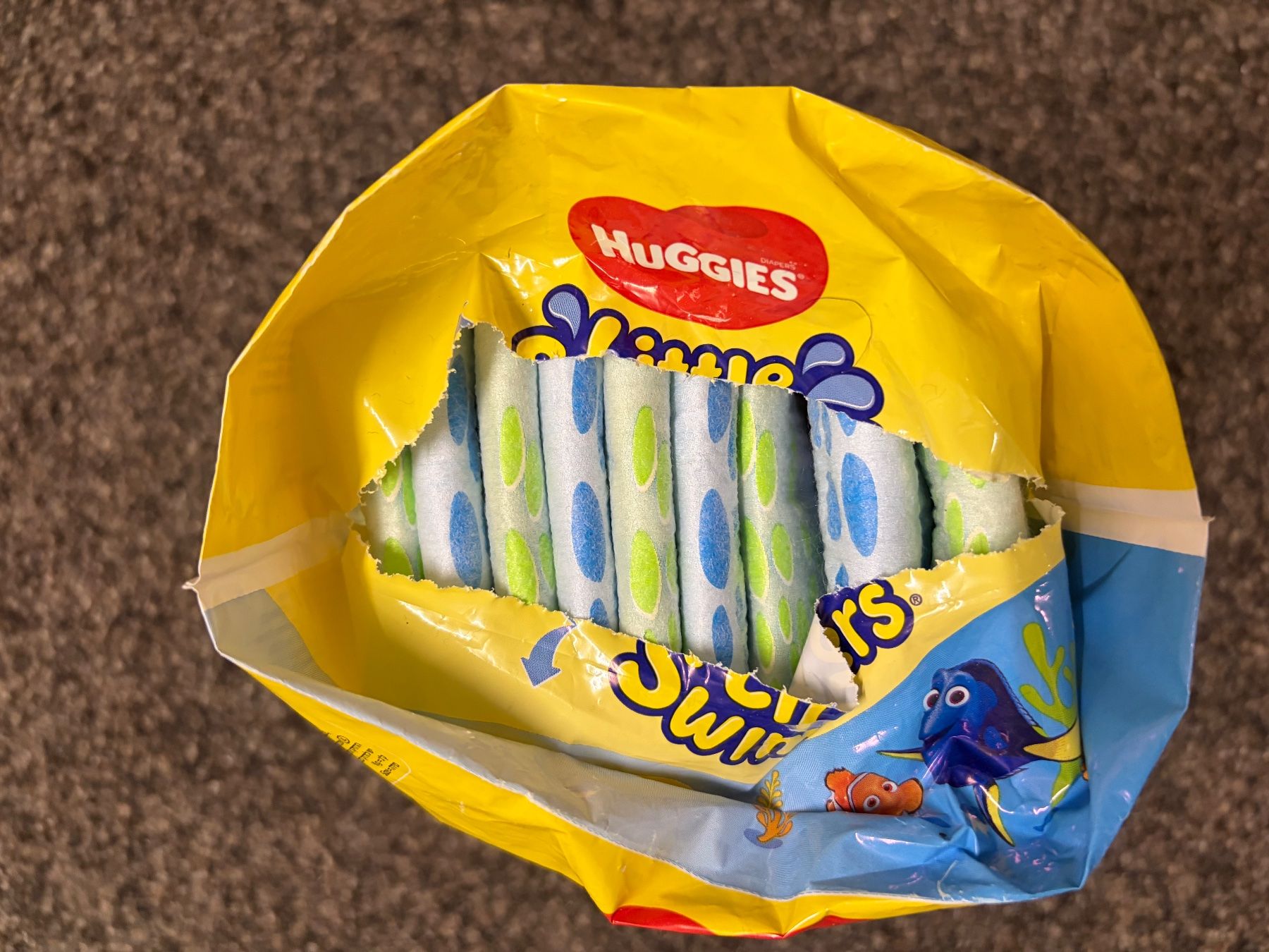Huggies Secchi per pannolini & Pannolini: 9 Stk Huggies Schwimmwindeln Gr. 2-3 – Nuovo (secondo la descrizione) da Seuzach venduto da Quartararo20 1
