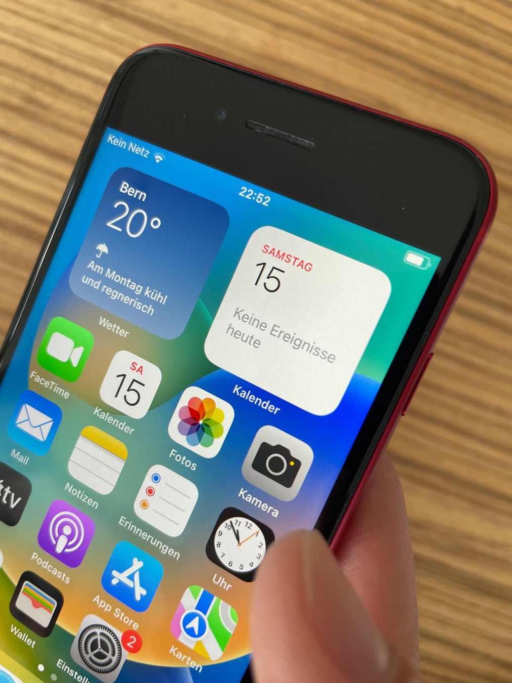 Apple Telefoni cellulari / Smartphones: iPhone SE 2. Gen. Rot komplett – Usato da Schänis venduto da BongoBingo 5