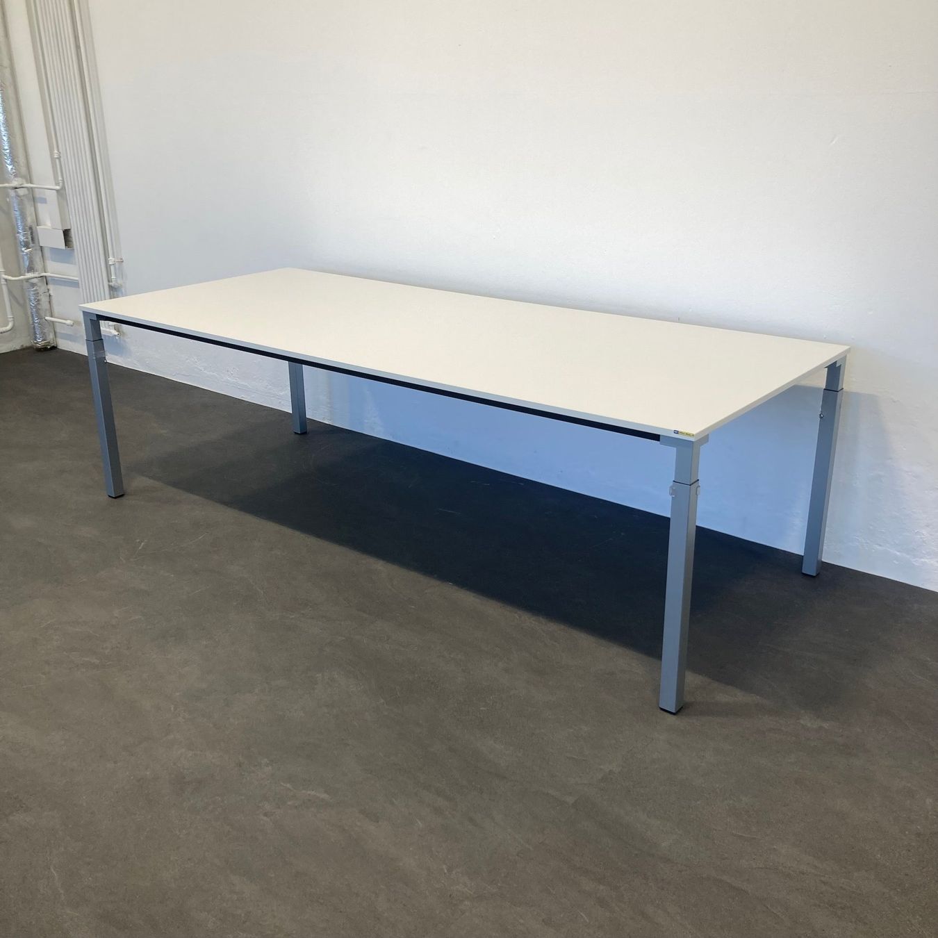 Steelcase Scrivanie: Steelcase Kalidro Sitzungstisch – Usato da Schönenwerd venduto da mcofficeshop 2