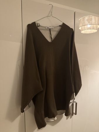 Zara Strickpullover olivgrün weiter Schnitt Grösse M