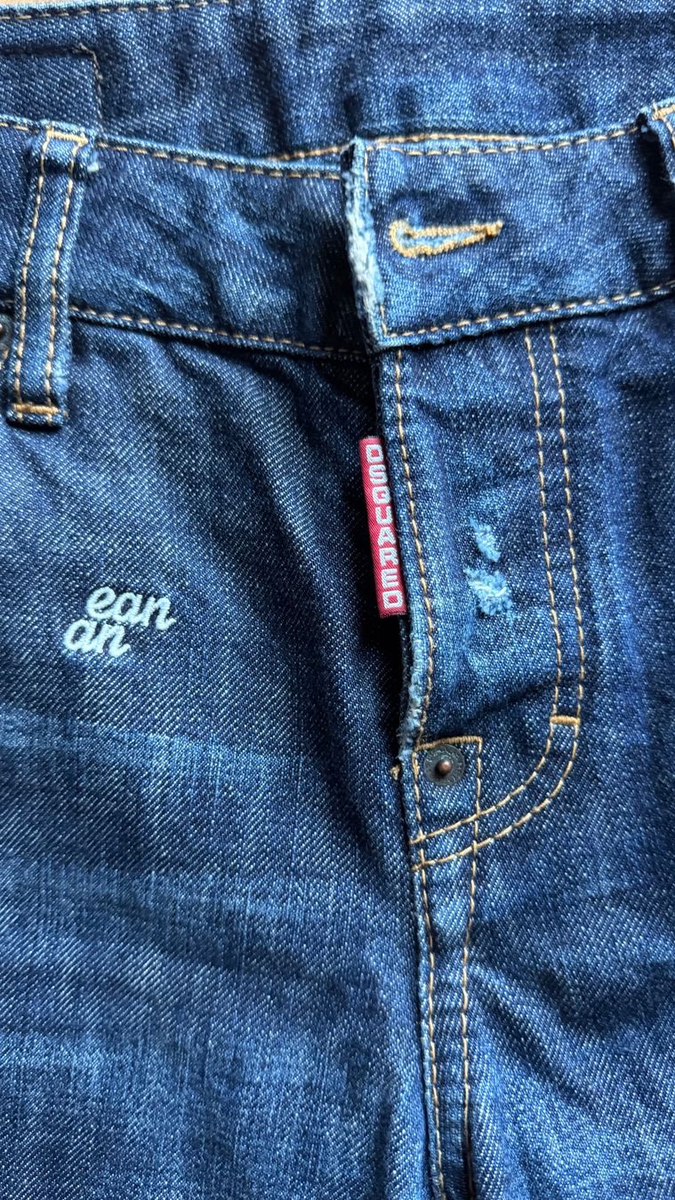 Dsquared2 Jeans: Coole Dsquared2 Jeans – Nuovo (secondo la descrizione) da Schaffhausen venduto da _queen_c 1