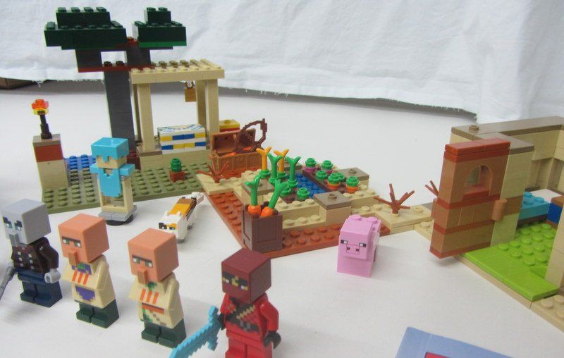 Lego Kit di costruzioni: LEGO Minecraft 21160 "The Illager Raid  " – Usato da Kreuzlingen venduto da Han-Solo-68 7