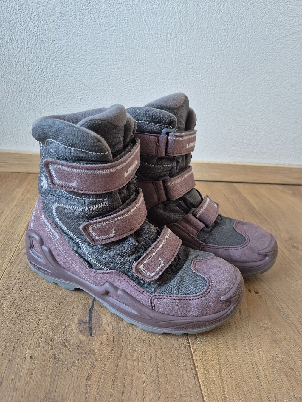 Lowa Chaussures garçon: Winterstiefel Lowa Milo Goretex 35 – D'occasion à Zizers par .sternli.