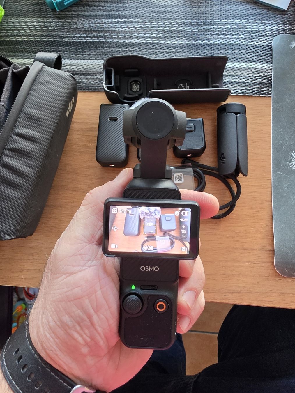DJI Camcorder: DJI Osmo Pocket 3 Creator Combo NEUWERTIG – Neu (gemäss Beschreibung) aus Gamprin von macgood 1
