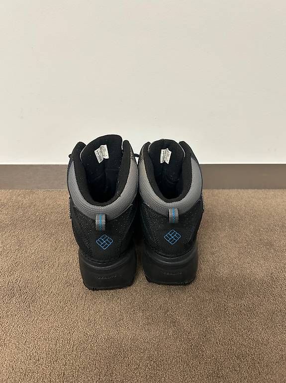 Chaussures garçon: Wanderschuhe Columbia gr.33 – D'occasion à Kriens par Ergta 1