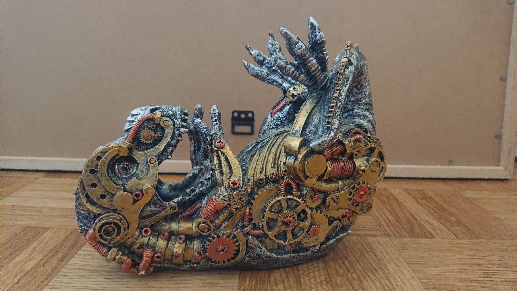 Tutte le decorazioni: Weinflaschenhalterung Steampunk T-Rex – Usato da Chur venduto da FreakofRarity