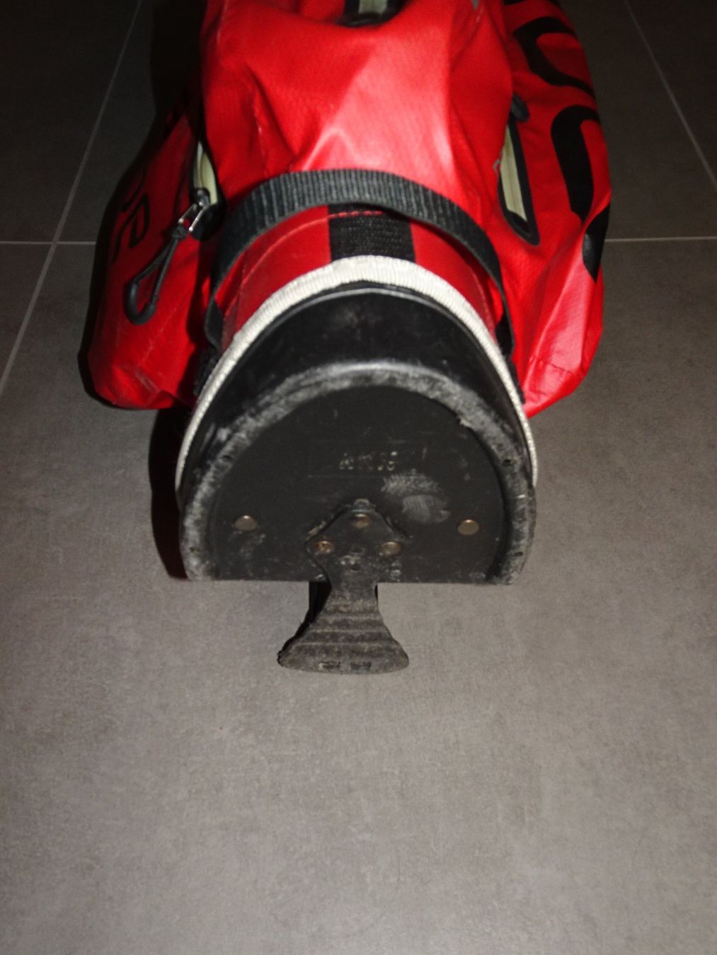 Taschen: Golfbag Big Max Aqua Ocean rot gebraucht – Gebraucht aus Bassersdorf von Brilliance 5