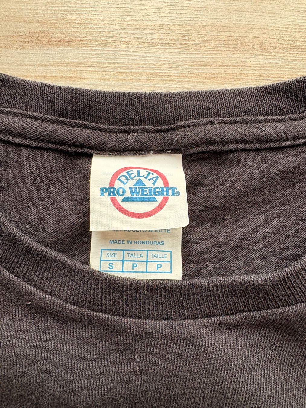 T-Shirts: Vintage Delta Pro Weight T-Shirt – Gebraucht aus Wigoltingen von _vntg_ 2