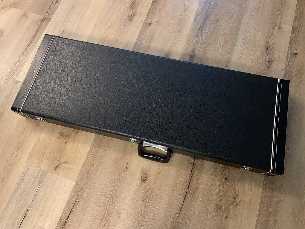 Gibson Instruments de musique: Gitarrenkoffer (Hardshellcase) – D'occasion à Neftenbach par Mike72-123 1