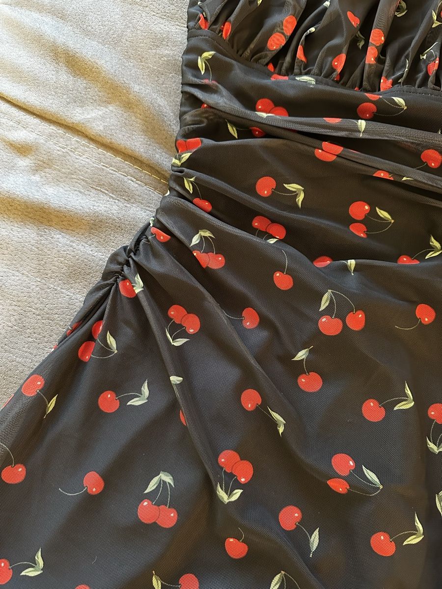 Shein Kleider: Sommerkleid, Grösse M – Neu (gemäss Beschreibung) aus Siebnen von luana_cataleya 3