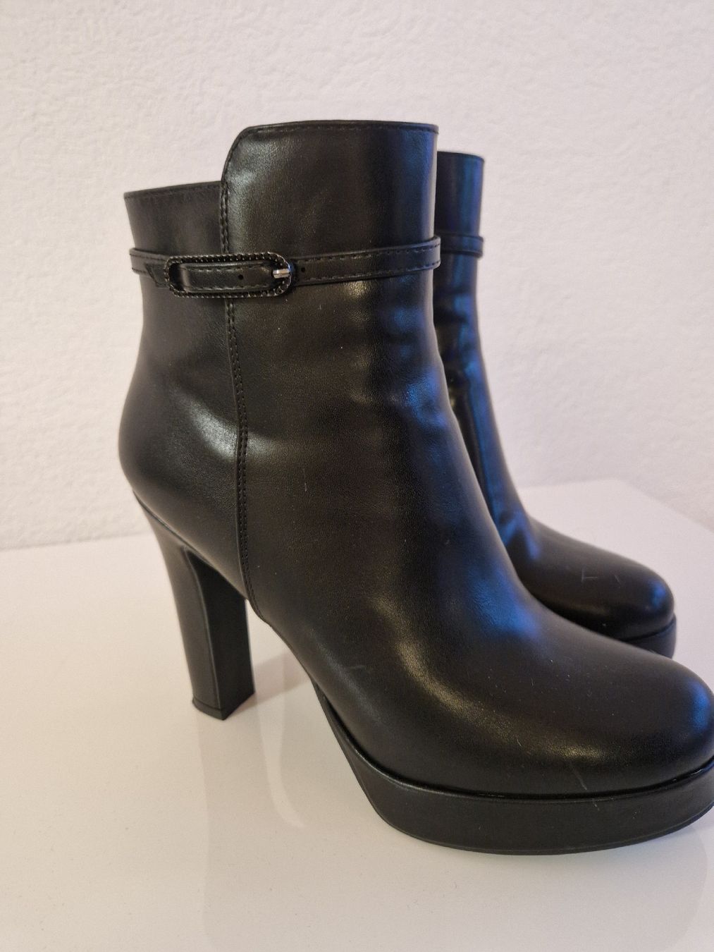 Scarpe da donna: Chaussures à talons noires pointure 39 – Nuovo (secondo la descrizione) da Versoix venduto da aline_b 5