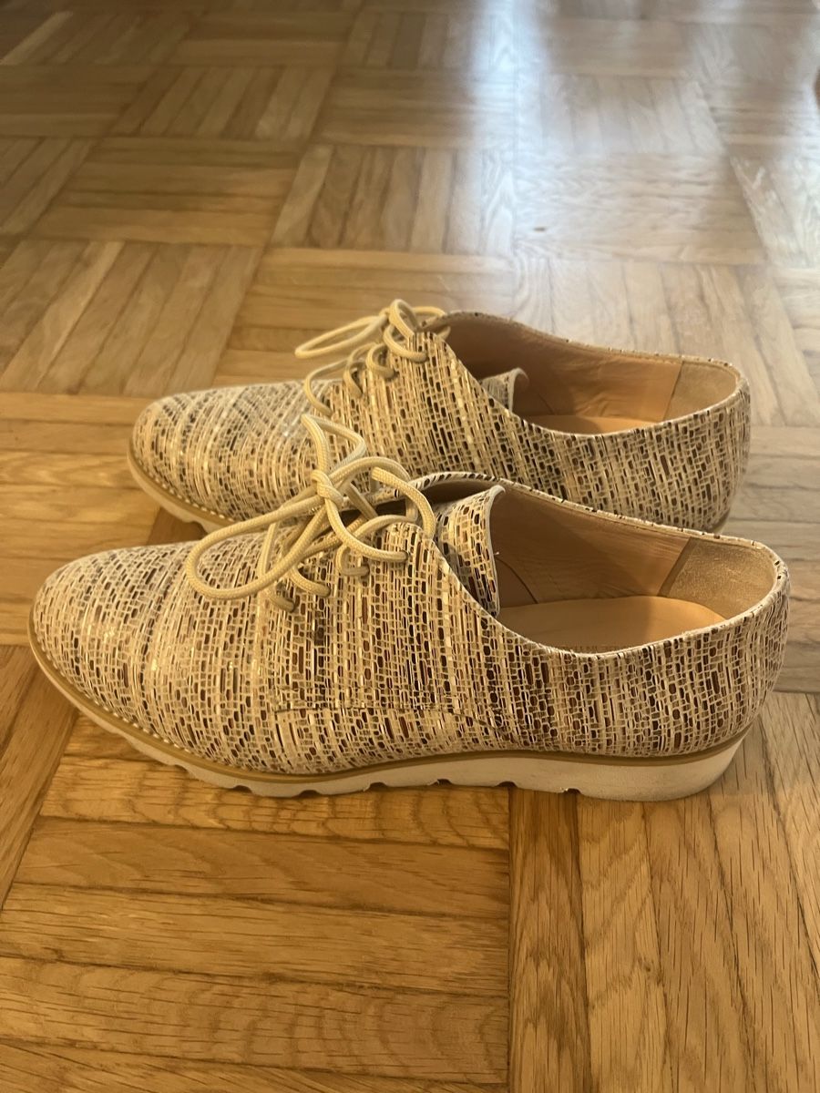 Scarpe da donna: Leder Schnürschuhe für Damen oder Mädchen – Nuovo (secondo la descrizione) da Dübendorf venduto da NissanCC 2