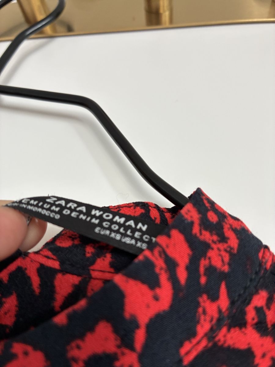 Zara Kleider: Leokleid ZARA Grösse XS – Gebraucht aus Alpthal von Jaeger88 1