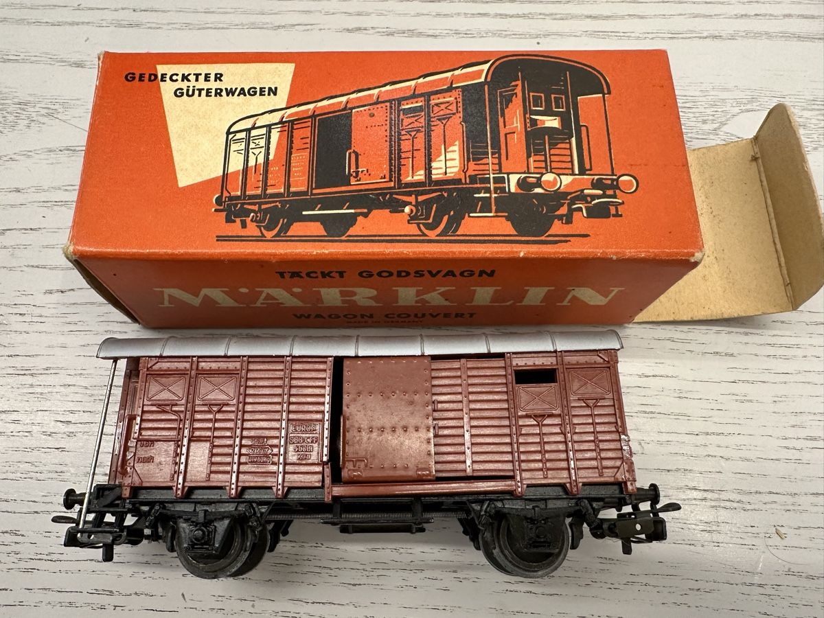 Märklin Modellini di ferrovie: Märklin 4606 SBB Güterwagen – Usato da Lupsingen venduto da New-Haven 2
