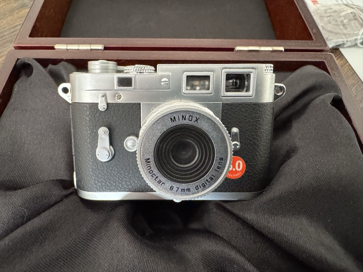 Minox Fotocamera: leica minox m3 plus digitalkamera – Usato da Zunzgen venduto da milesdavis76