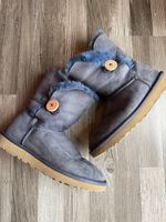 Bottines UGG bleu en peau de mouton, taille 39