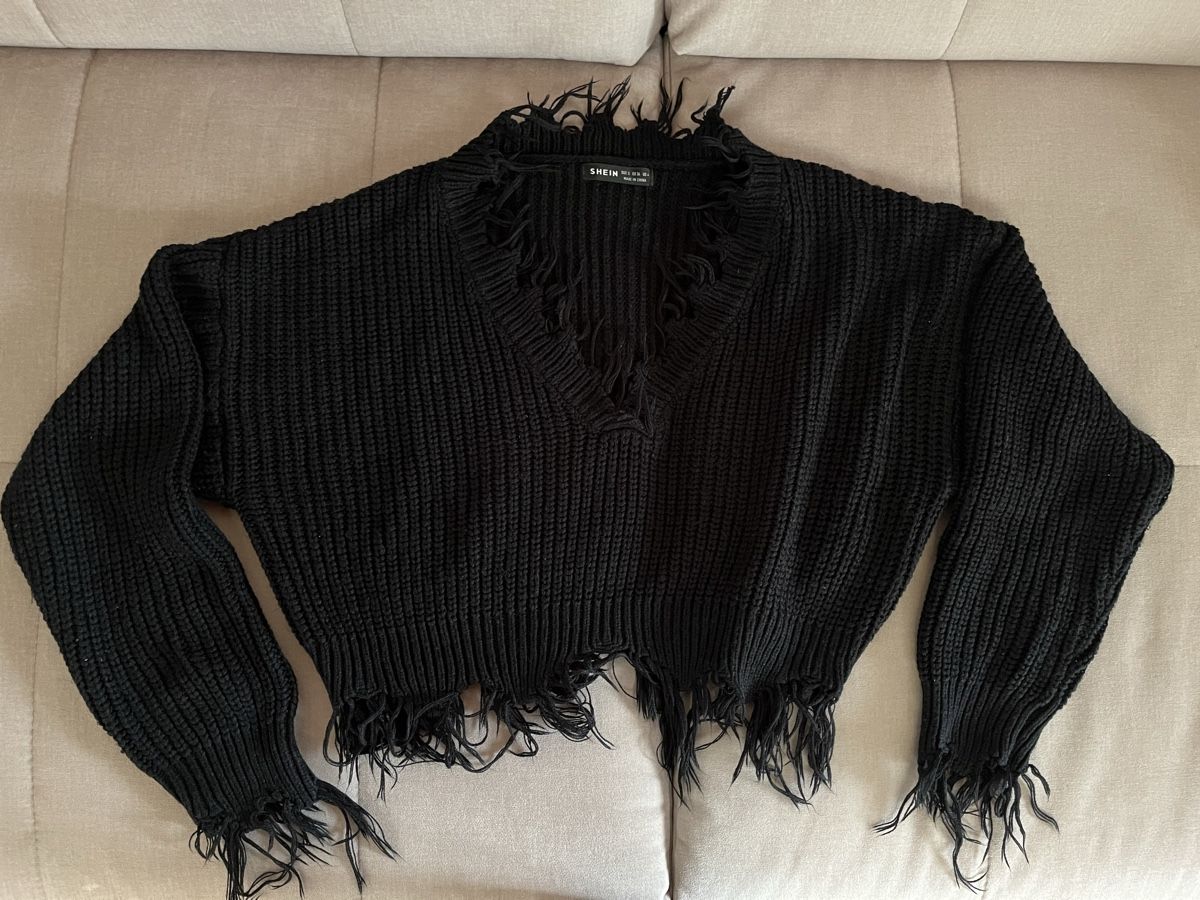 Pullover & Sweatshirts: Crop Pullover in schwarz, Gr. XS – Gebraucht aus Cunter von tiramisuuu_ 1