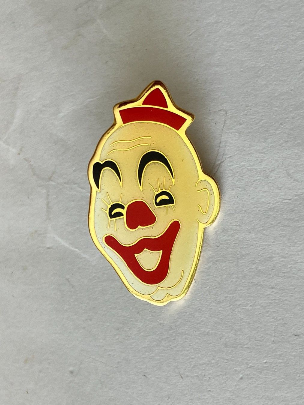 Plaketten & Abzeichen: 1 Pin Clown – Gebraucht aus Basel von djwwpp