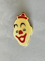 1 Pin Clown