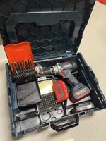 BOSCH Akkuschrauber und Stichsäge mit Zubehör