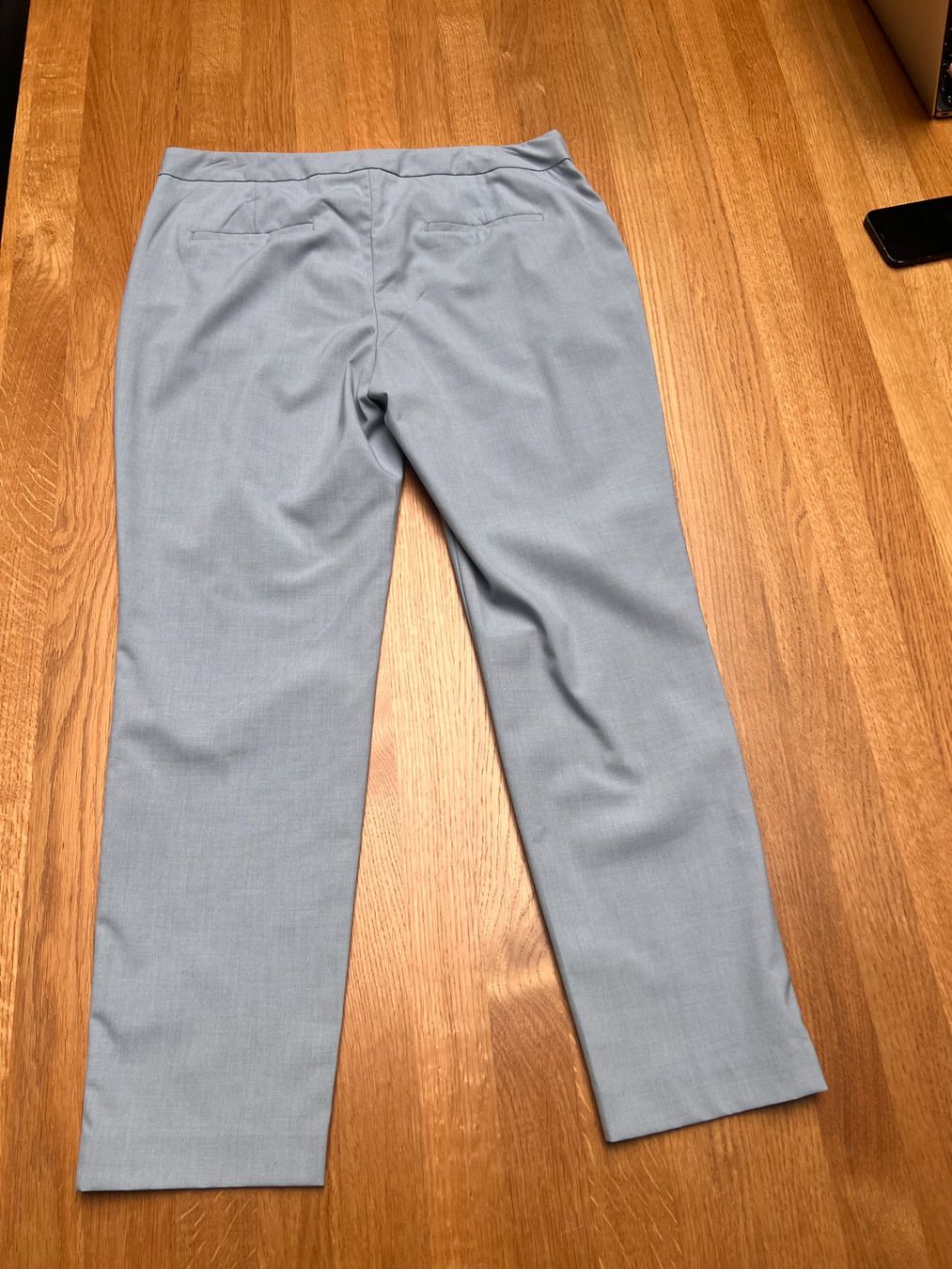 Zara Pantaloni: Zara Stoffhose, hellblau, Top Zustand – Nuovo (secondo la descrizione) da Zumikon venduto da jensbehlau81 1