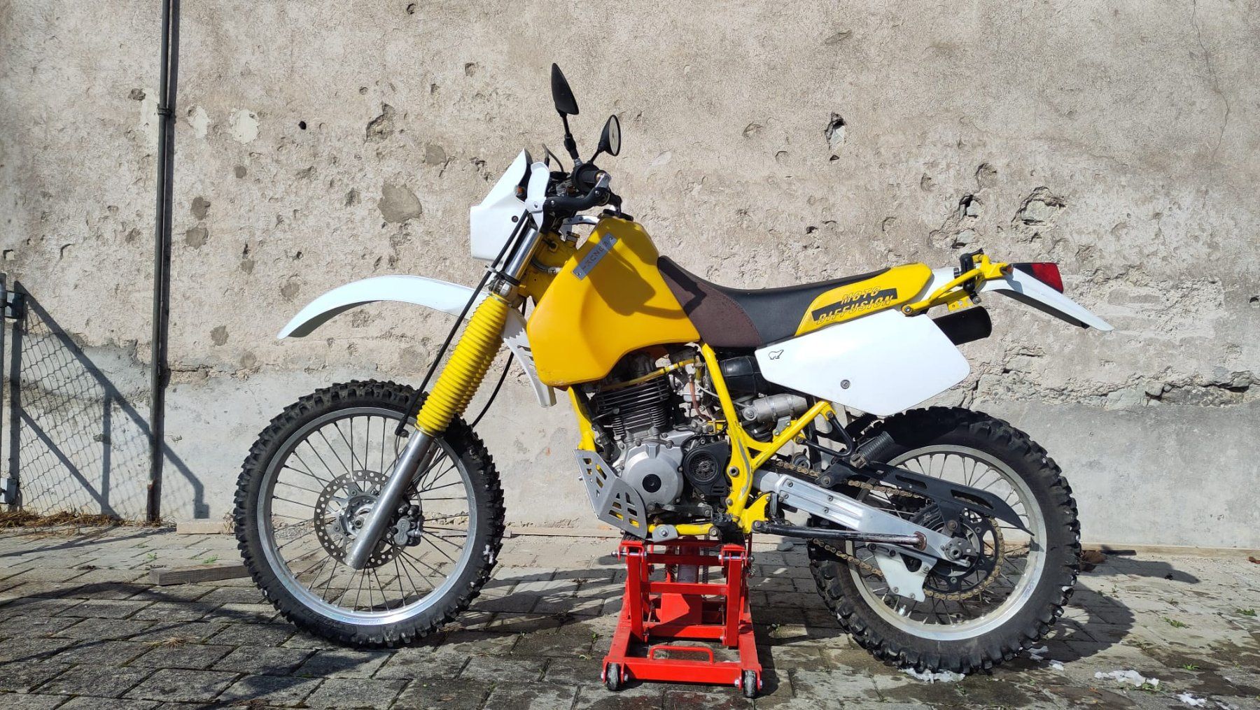 Suzuki Enduro: DR 350 S – Usato da Uster venduto da Nils_1066