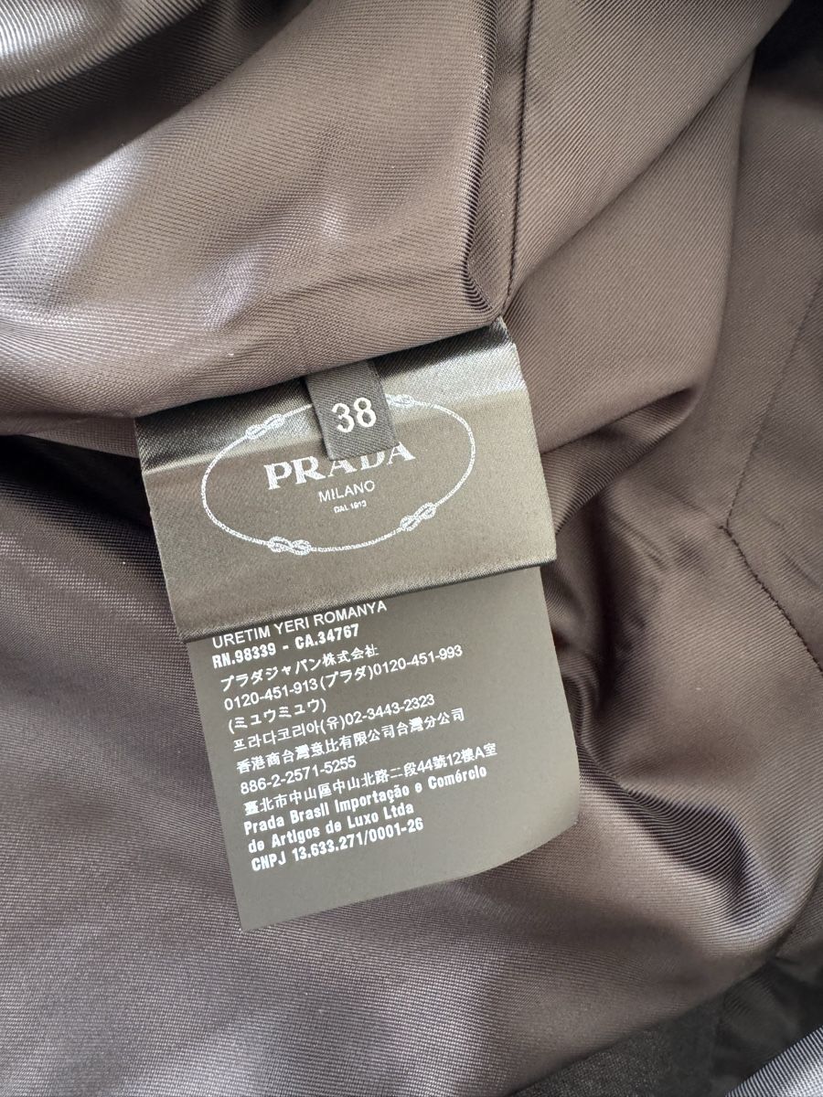 Prada Giacche: Prada blazer 100% Virgin wool, NEW – Nuovo (secondo la descrizione) da Dübendorf venduto da fra_h2bp 7