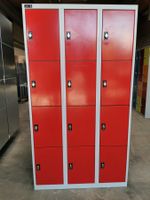 Schliessfachschrank mit 12 Schliessfächer