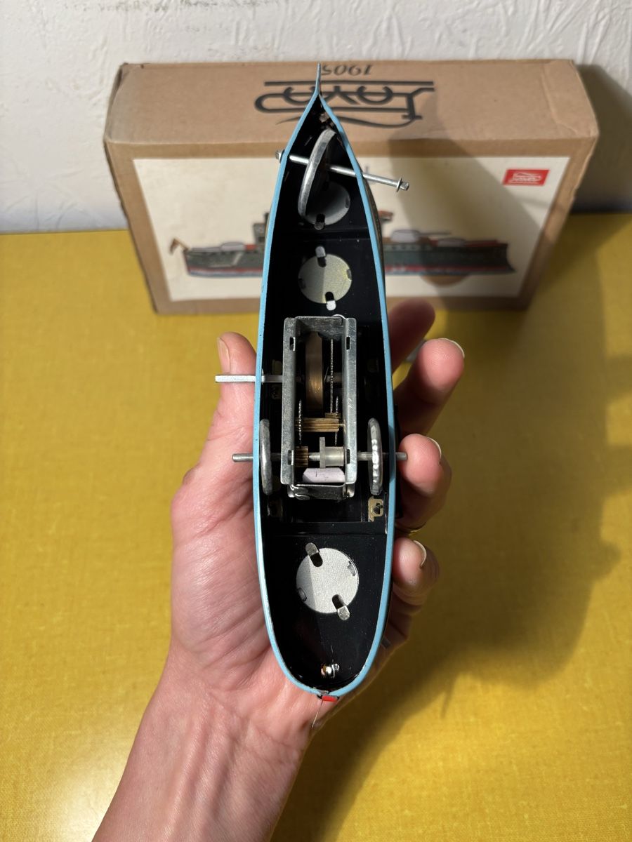 Spielzeuge: Blechspielzeug Schlachtschiff – Gebraucht aus Brugg AG von corkycanada 4