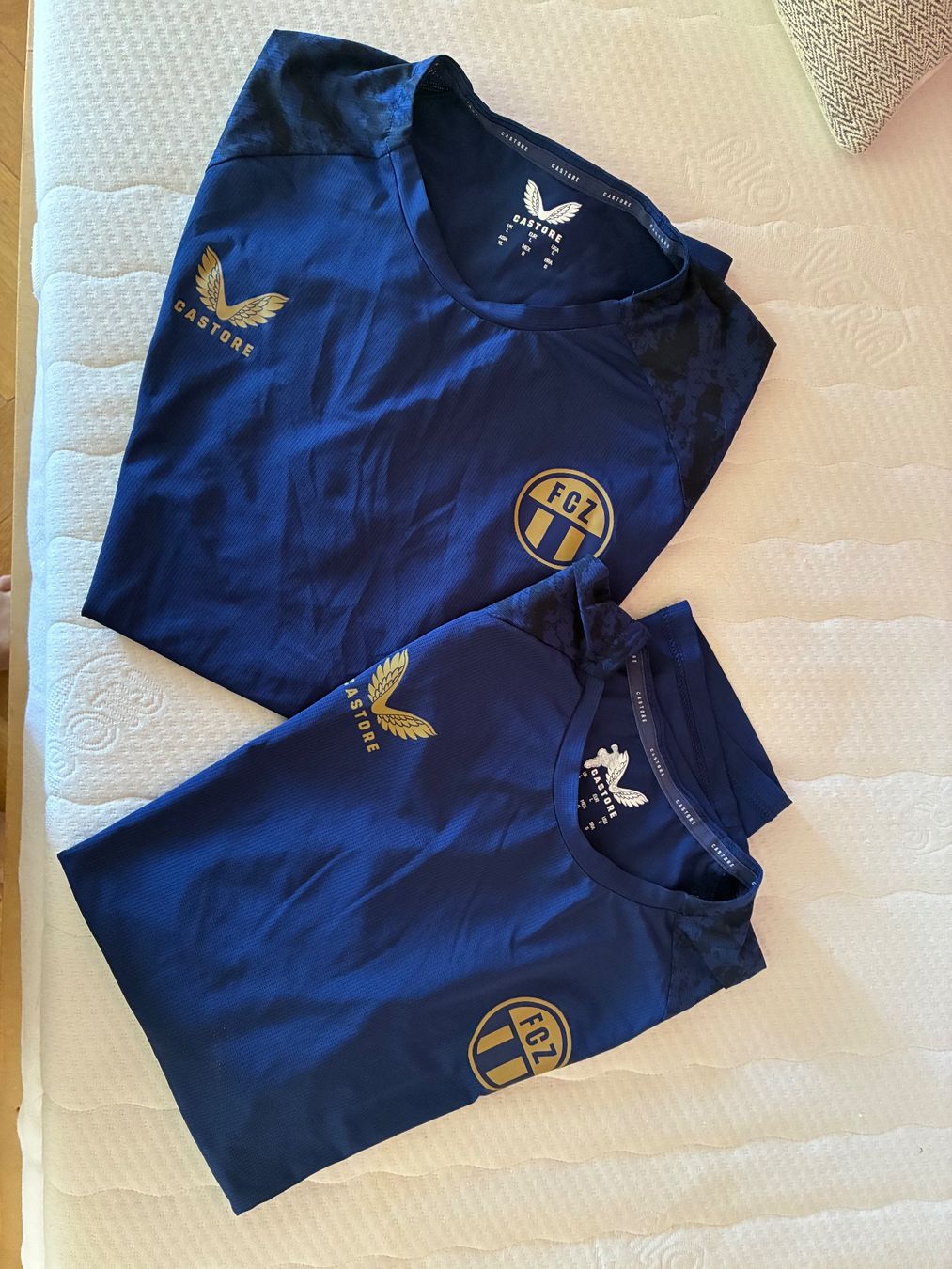 Canottiere & Pantaloni: FCZ Trikot, Saison 25/26 – Usato da Zürich venduto da ali_5m9b