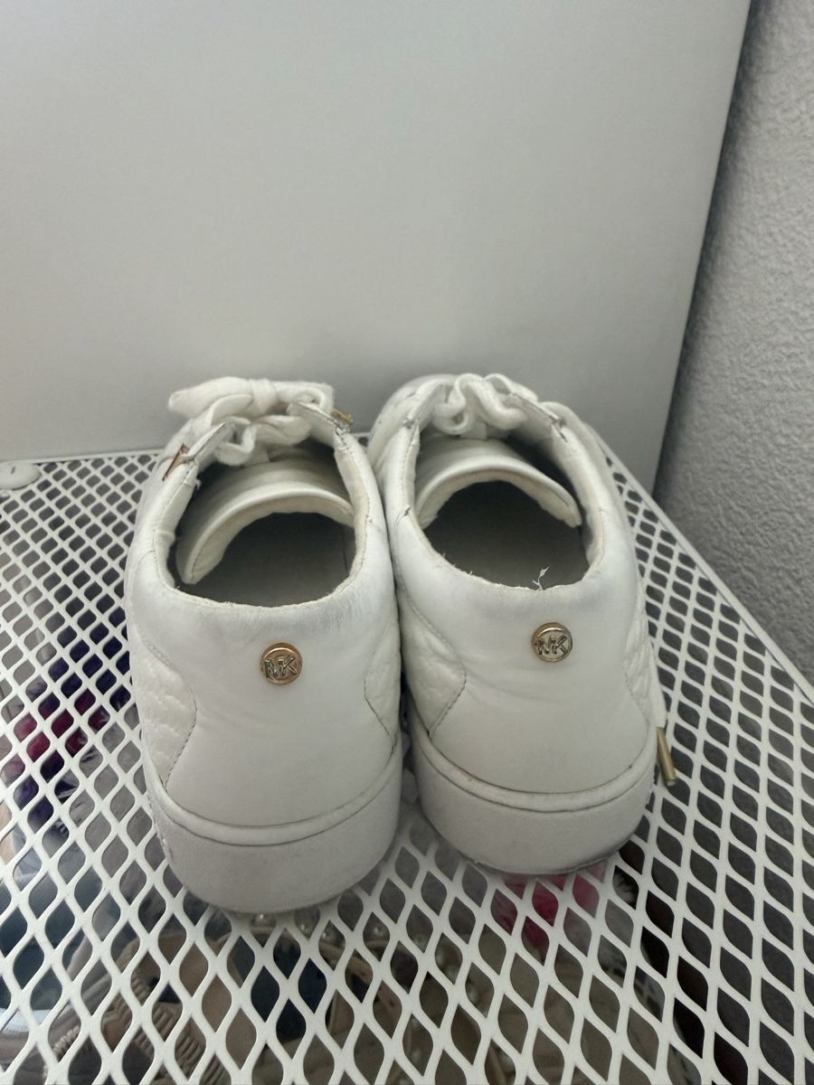 Michael Kors Scarpe da donna: Michael Kors Sneakers – Usato da Oberuzwil venduto da sandramal_29 2
