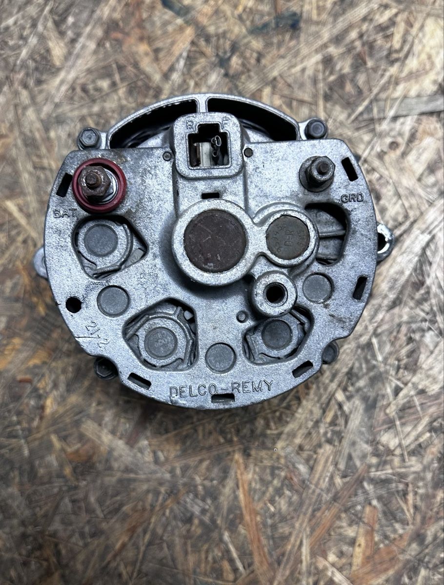 Tutti pezzi di ricambio auto: Delco Remy Alternator – Usato da Buochs venduto da PAT_6969 1