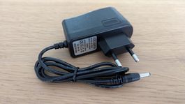 Netzteil 5V 2A 1.35 x 3.5mm