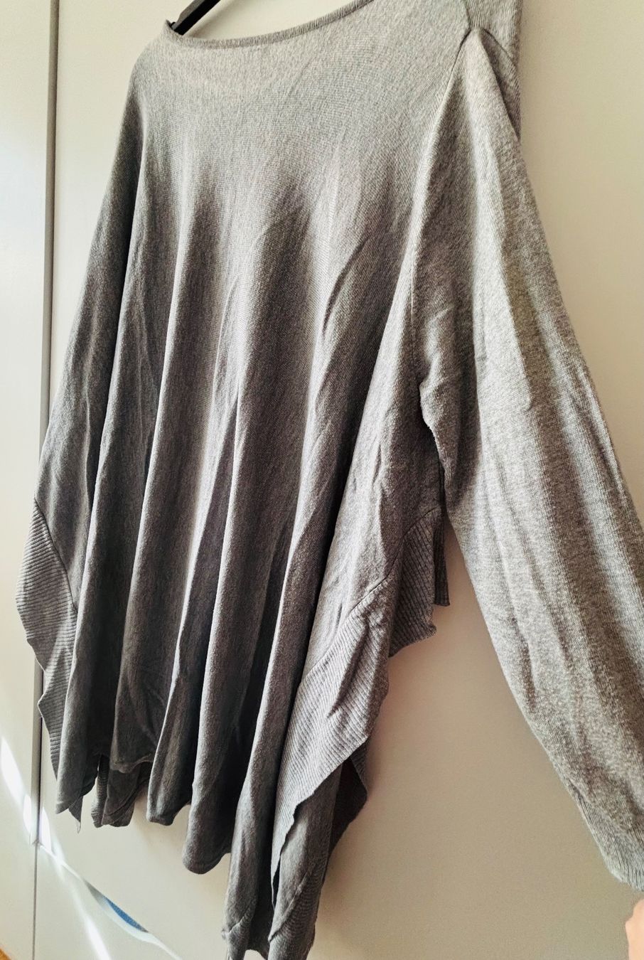 Maglioni & Felpe: weiter Lagenlook  Pulli 52/54 grau =>  ab 10.- – Usato da Basel venduto da Seele7 3