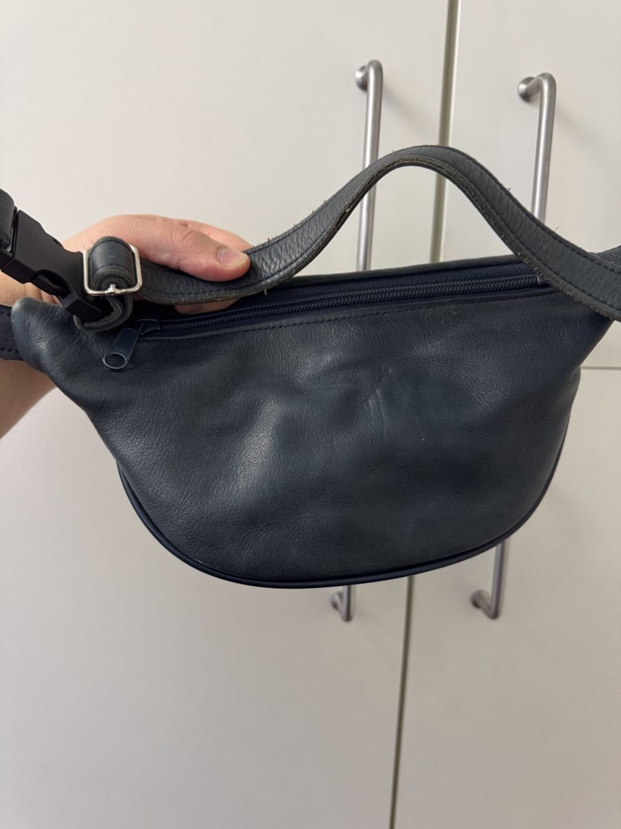 Borse: Trendige Gürteltasche mit Applikationen – Usato da Niederbipp venduto da yar_tf6f 1