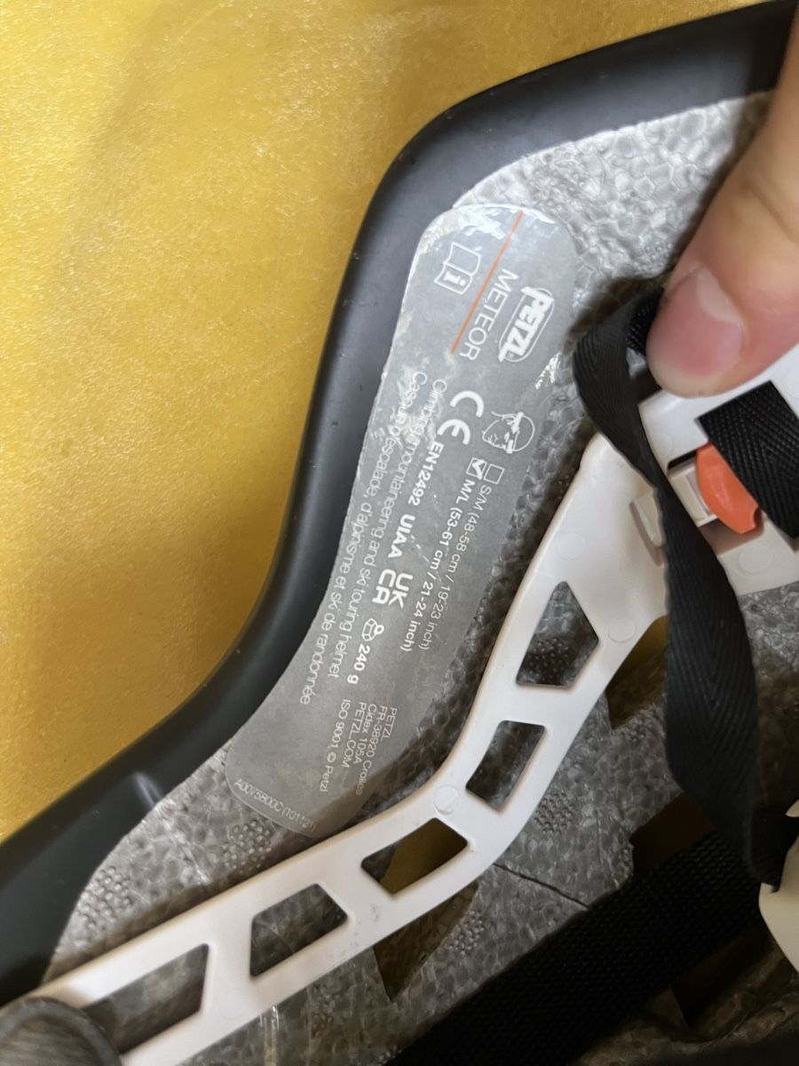 Petzl Caschi: Helmet Petzl Meteor  – Usato da Bern venduto da madama00 5