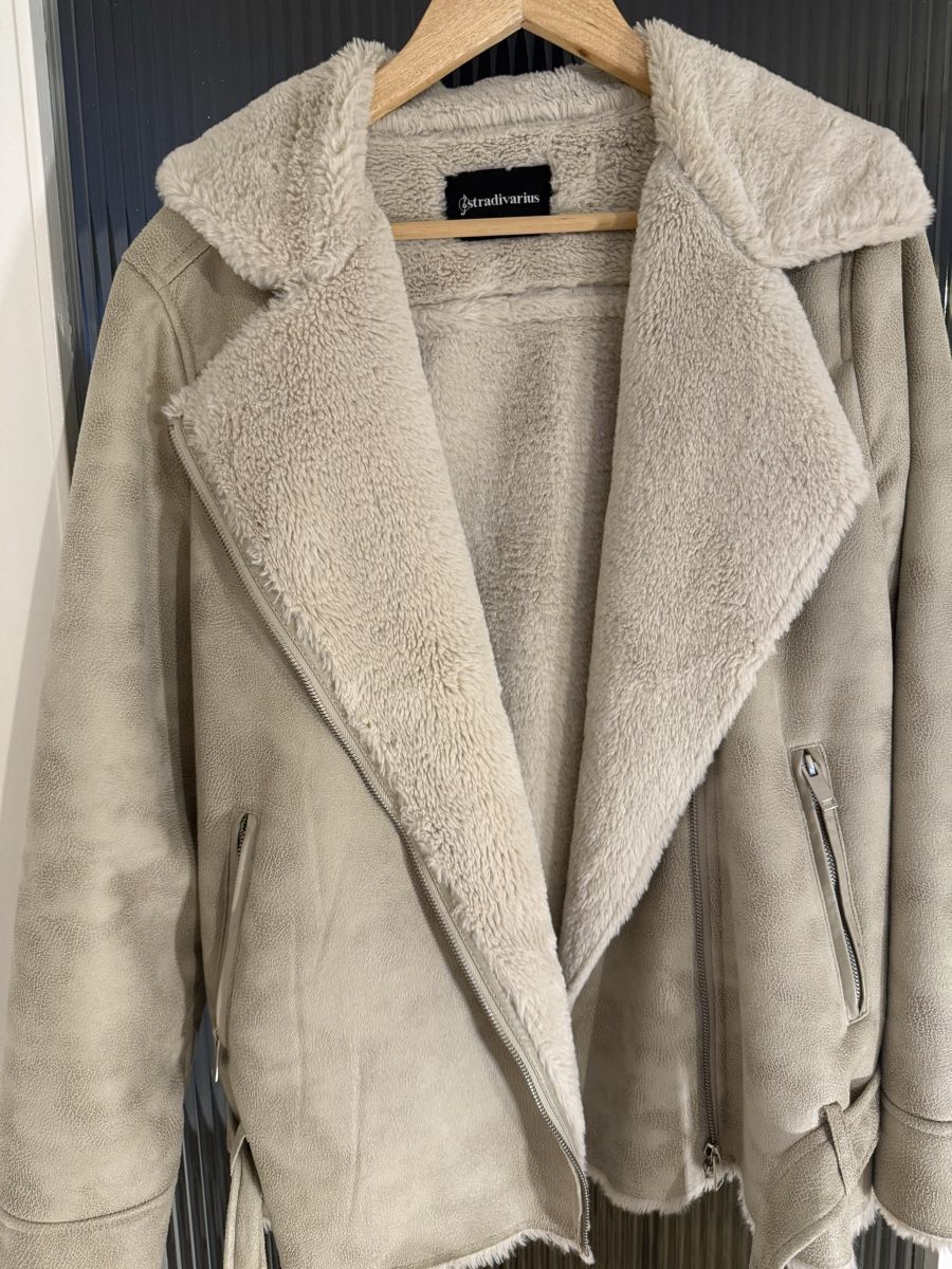 Stradivarius Giacche: Veste d'hiver Stradivarius – Usato da Monthey venduto da iri_9pt5 1