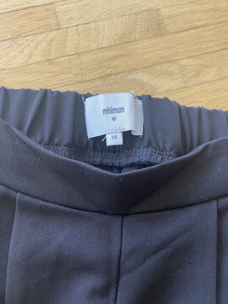 Hosen: Stoffhose Minimum schwarz Grösse 34 neu – Neu (gemäss Beschreibung) aus Luzern von xyz9 2