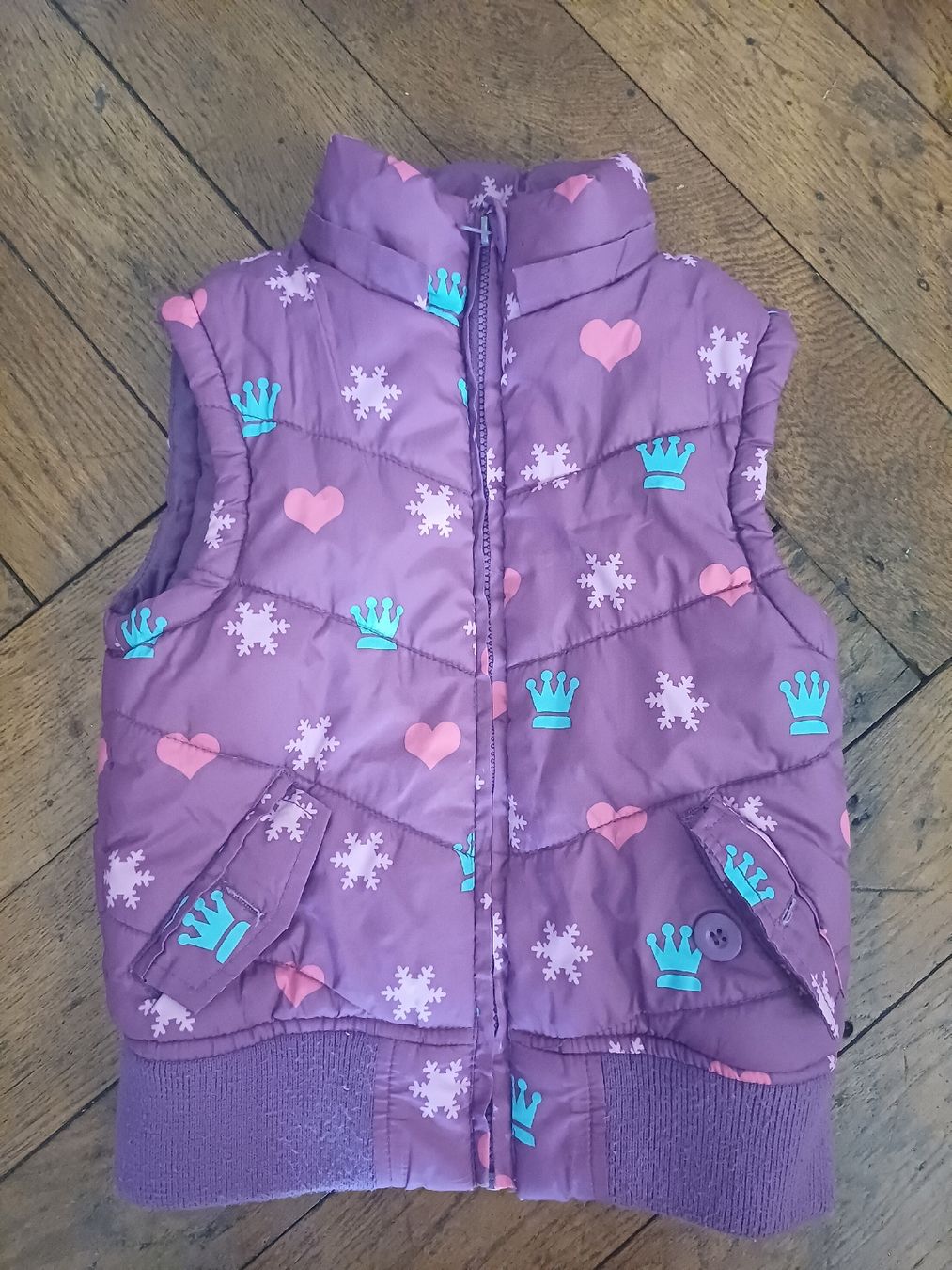 Altro abbigliamento per bambina: Gilet Grösse 122 – Usato da Schönenwerd venduto da pomodor