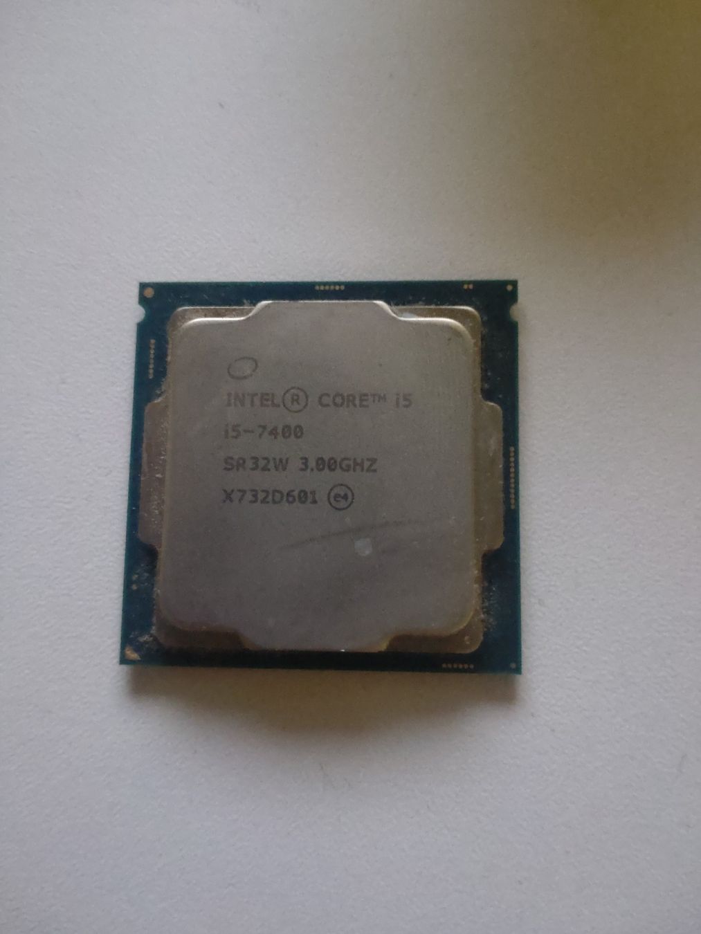 Intel Composants électroniques: Processeur Intel Core i5-7400 3.5GHz 6M Cache 3.50GHz – D'occasion à Vétroz par Guadonjin