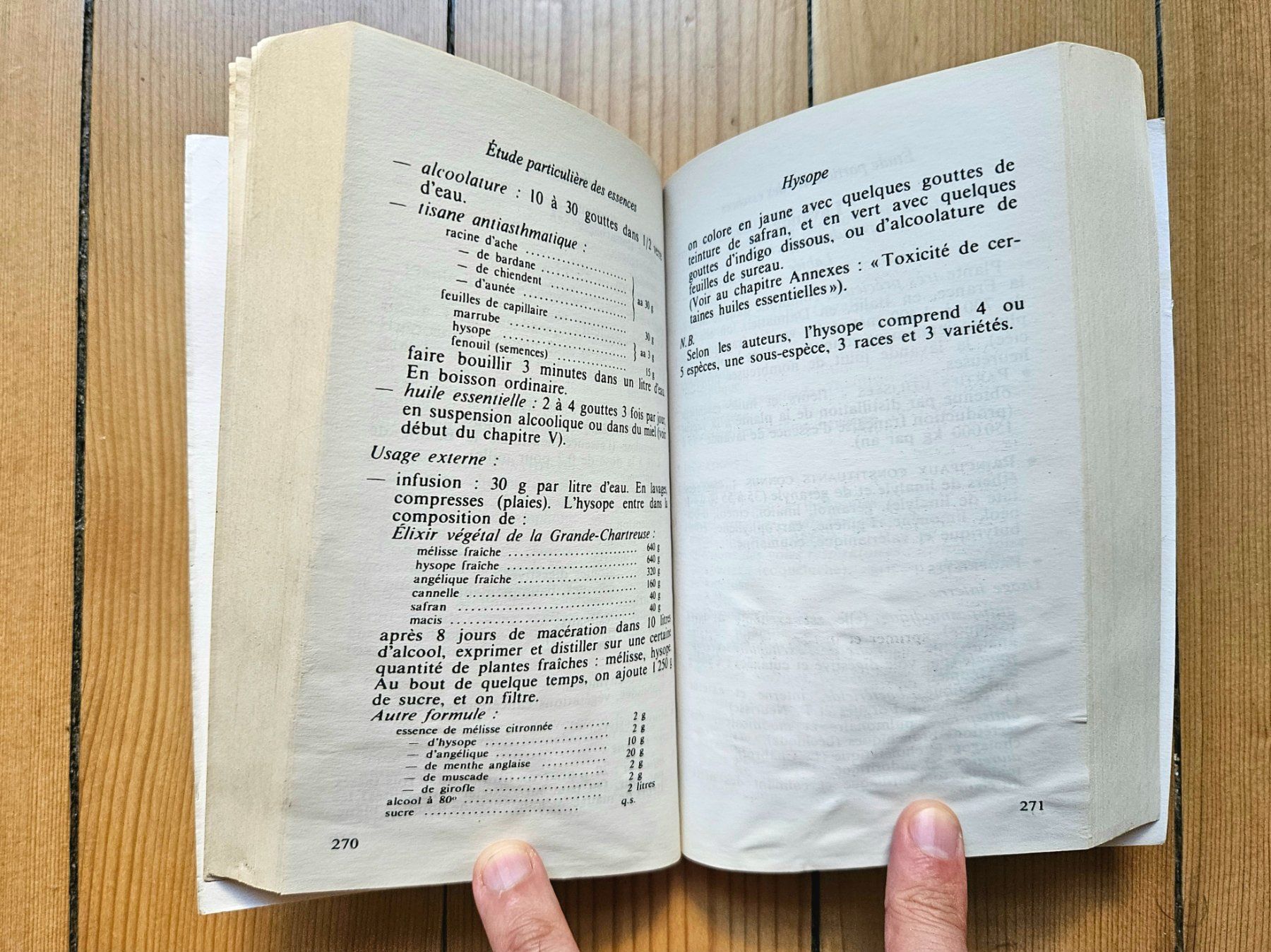 Libri: L'aromathérapie - Dr Jean Valnet – Usato da Genève venduto da Januacoeli 6