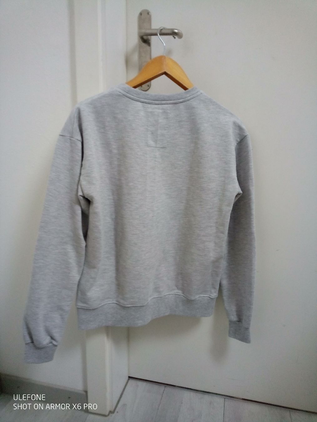 Maglioni & Felpe: Disney Pride Collection Pullover, Grösse M, Top Zustand – Usato da Volketswil venduto da Car1 1