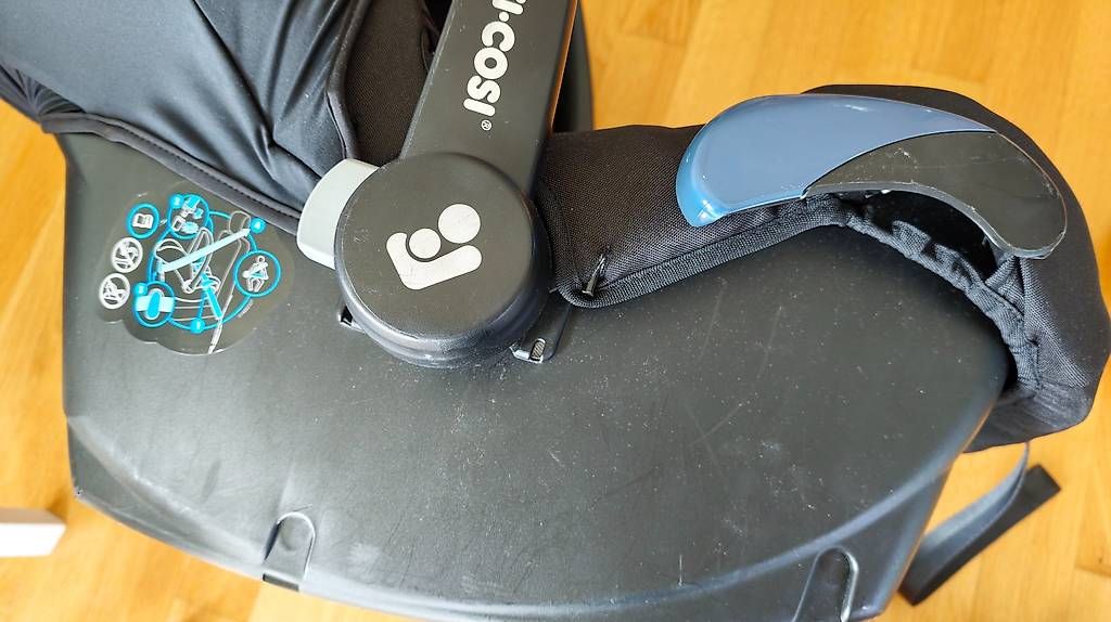 Seggiolini per auto: Maxi-Cosi Citi Essential Black – Usato da Liebefeld venduto da DonSangria 1