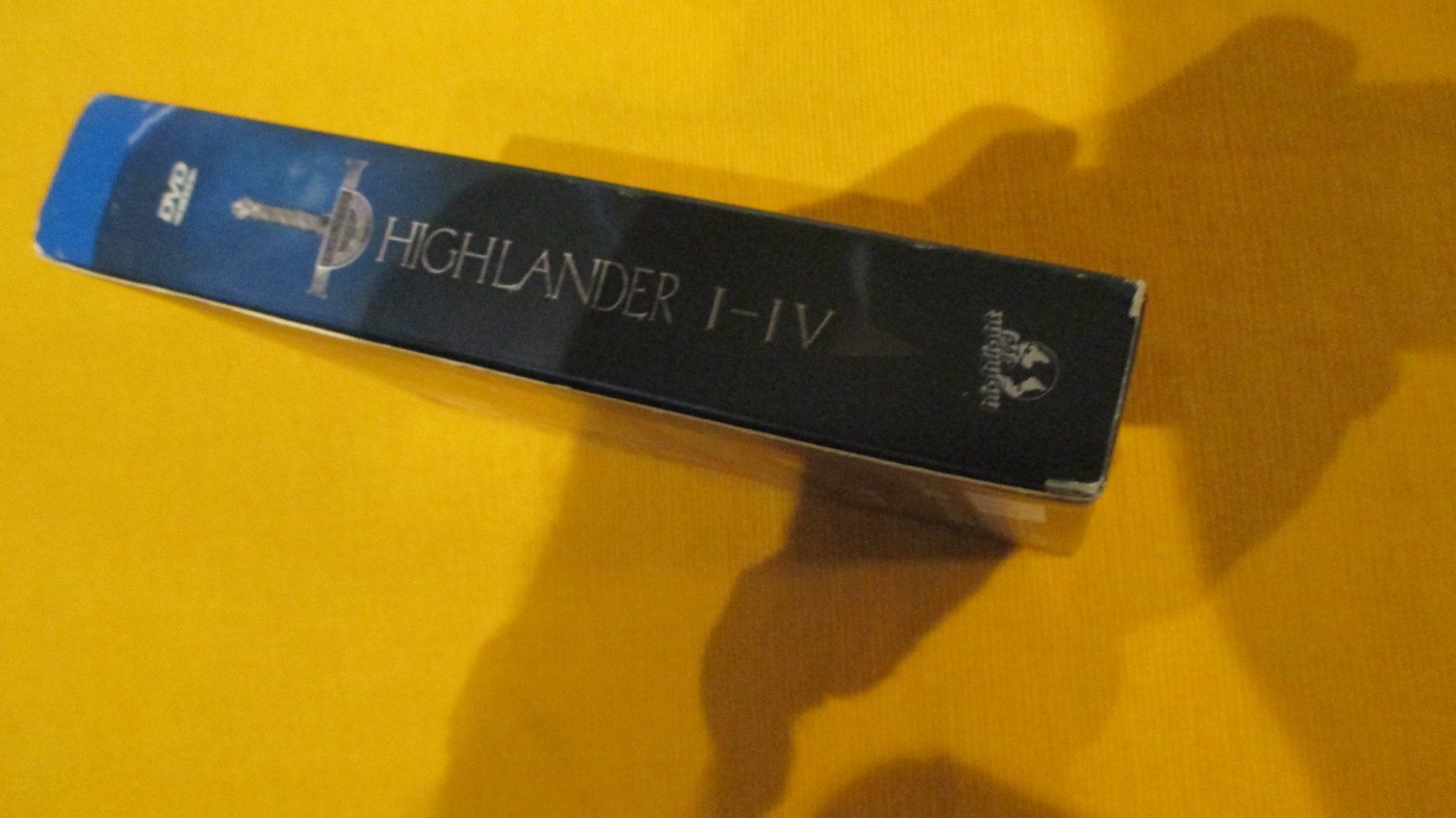 Tous les DVDs: DVD BOX Highlander 1-4/ MEGA RAR!!! – Neuf (Voir description) à Wattenwil par Firebird1 2