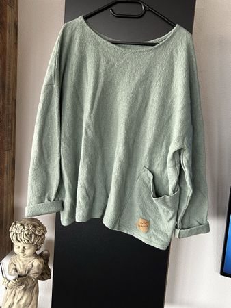 Mintfarbener Kuschel-Pulli by Monja neuwertig