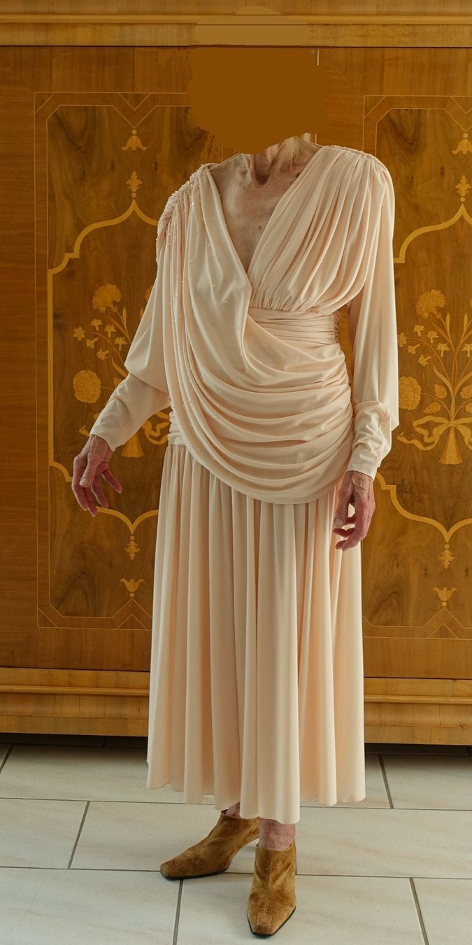 Kleider: Abend- oder Ballkleid – Gebraucht aus Brugg AG von hapeha